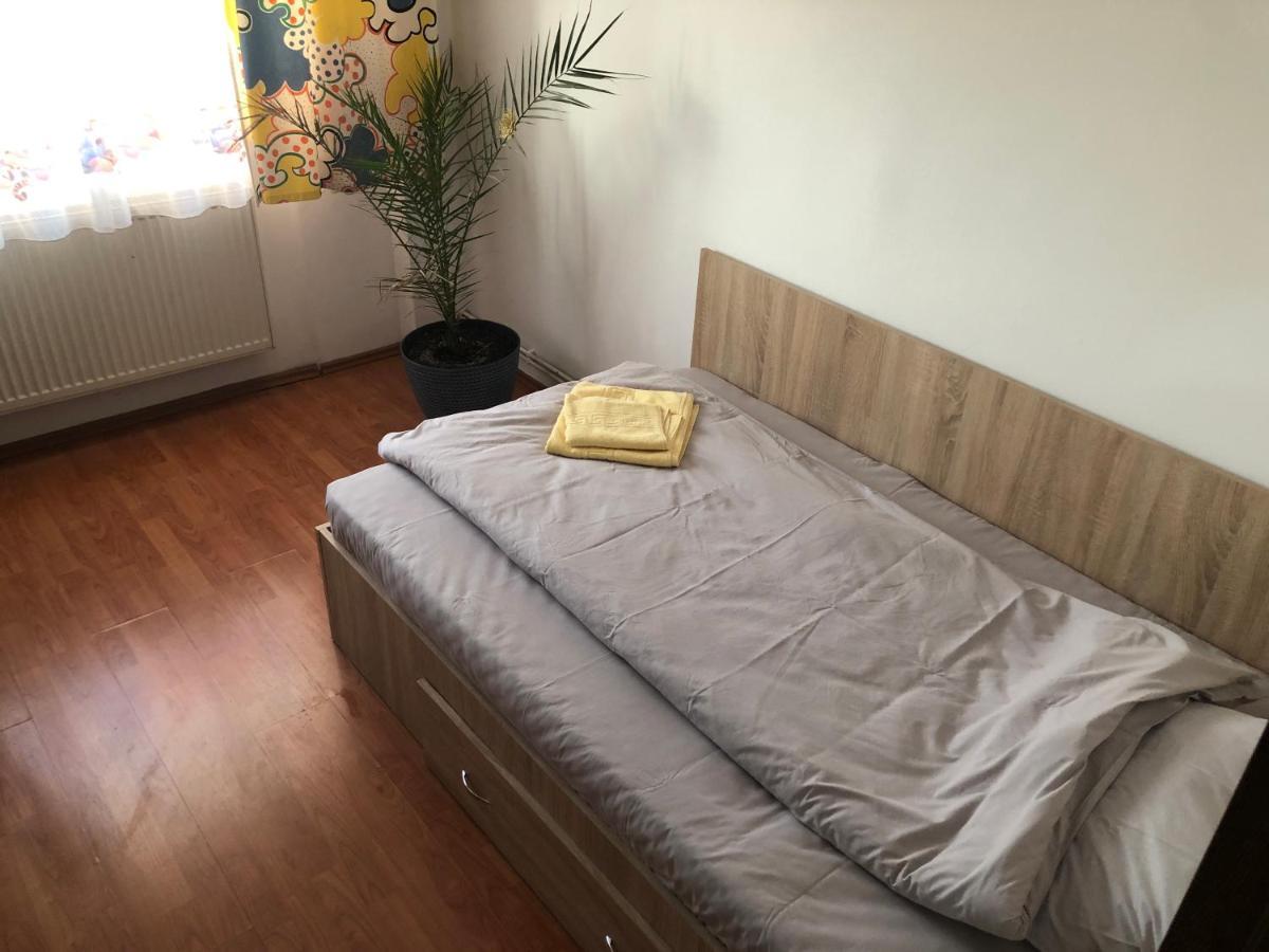 Апартаменты Apartament Magnolia, Piata Gorjului- Metrou Бухарест Экстерьер фото